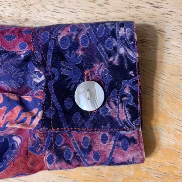 Multicolored Nomadic Traders Rayon Batik Shirt, S, for men too, runs large. - Picture 11 of 11